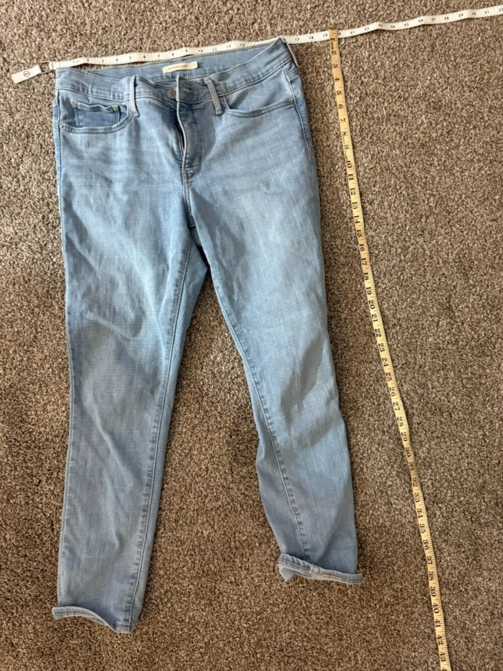 Levis 311 Shaping Skinny Jeans Womens Size 10 W31 L28 Light Wash Stretch